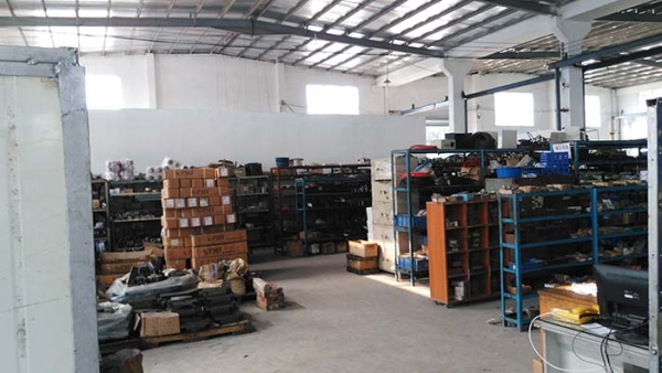 物料倉(cāng)庫(kù)NO1(凱恩利機(jī)床)