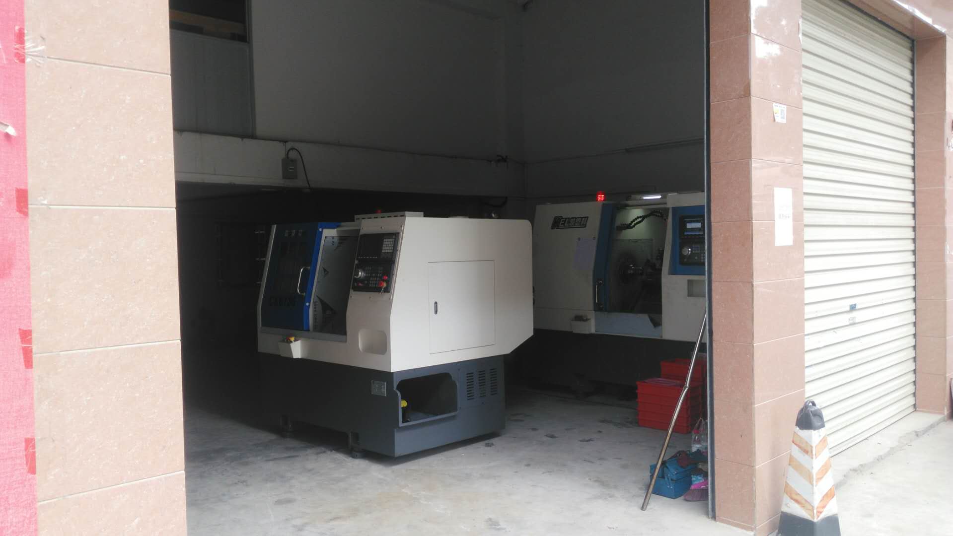 凱恩利36標準排刀機——客戶現(xiàn)場擺放情況 凱恩利36標準排刀機——客戶現(xiàn)場擺放情況